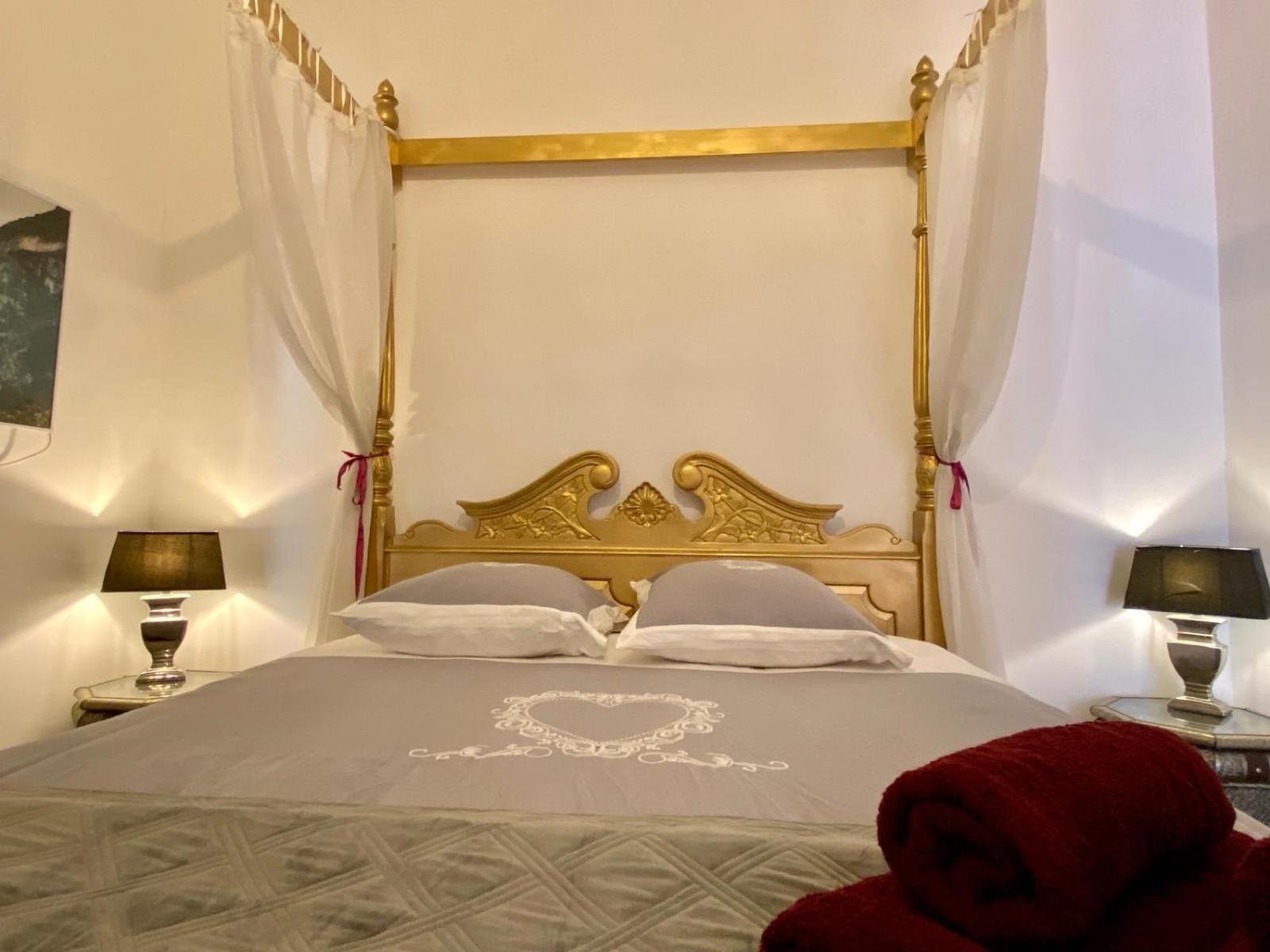 La Maison Des Templiers ~ Ostal Medieval ~ Logis Enchantes Carcassonne Dış mekan fotoğraf